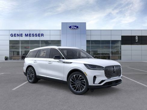 New 2025 Lincoln Aviator Reserve w/ Luxury Package image 28