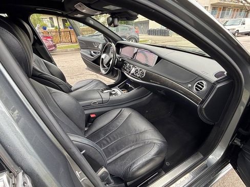 Used 2016 Mercedes-Benz S 550 Sedan image 39