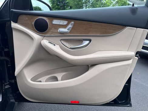 Used 2018 Mercedes-Benz GLC 300 image 37