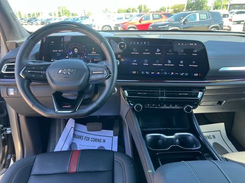 Used 2026 Chevrolet Traverse RS AWD/4WD image 23