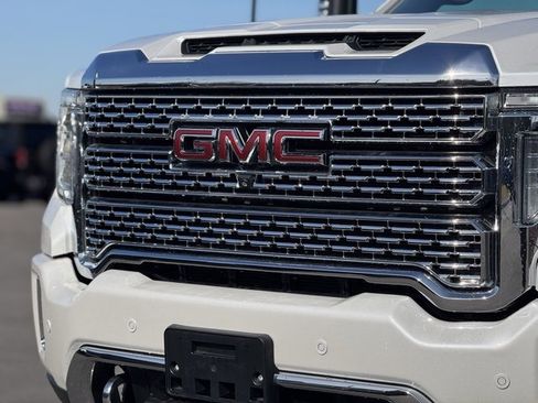 Used 2022 GMC Sierra 3500 Denali w/ Snow Plow Prep/Camper Package image 7