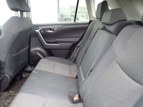 Used 2024 Toyota RAV4 XLE w/ Convenience Package image 9