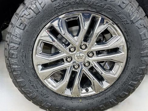 New 2025 Ford F150 King Ranch w/ FX4 Off-Road Package image 33