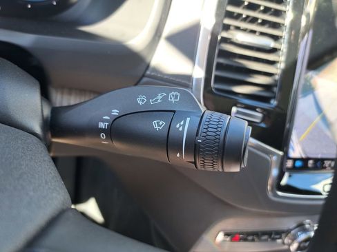 Used 2023 Volvo XC90 T8 Ultimate image 19