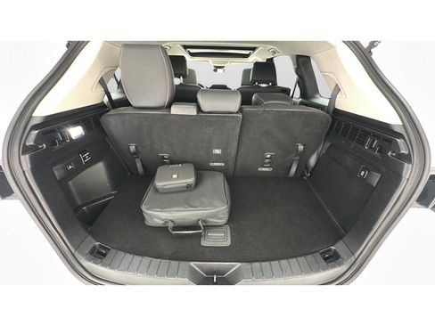 Used 2024 MAZDA CX-90 Plug-In Hybrid w/ Premium Pkg AWD/4WD image 26