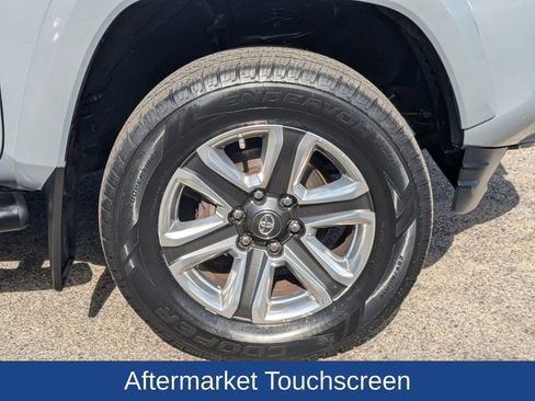 Used 2019 Toyota Tacoma Limited image 12