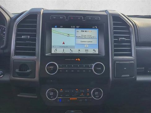 Used 2018 Ford Expedition Max Platinum image 16