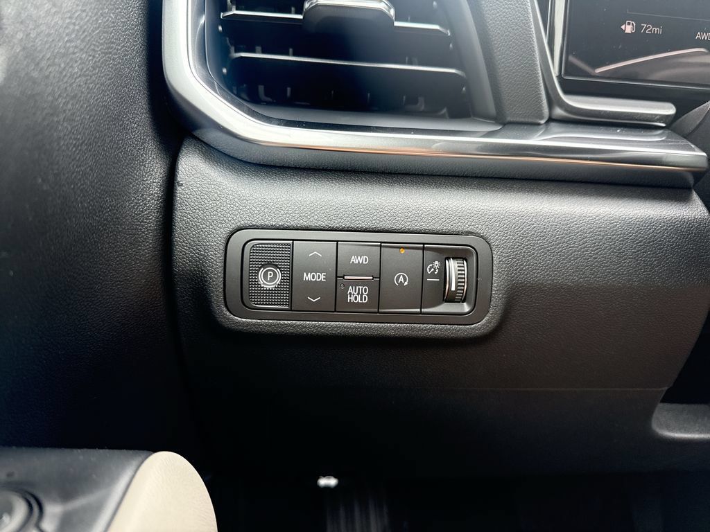 New 2027 GMC Terrain Elevation w/ Black Edition AWD/4WD image 18