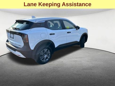 Used 2025 Nissan Kicks S image 5