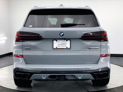Used 2025 BMW X5 M60i image 4