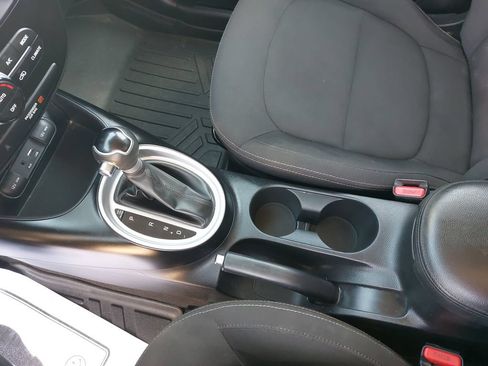 Used 2019 Kia Soul w/ Convenience Package FWD image 21