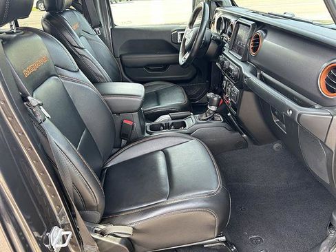 Used 2021 Jeep Gladiator Mojave AWD/4WD image 39