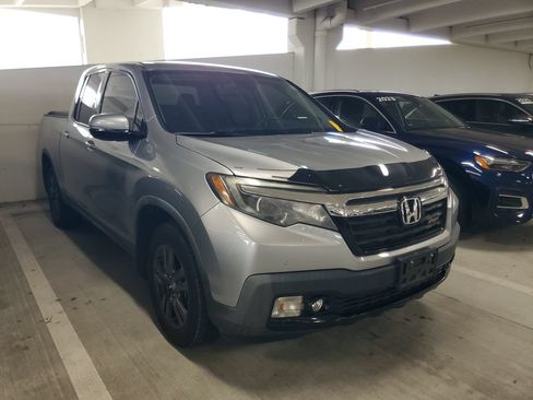 Used 2019 Honda Ridgeline Sport image 2