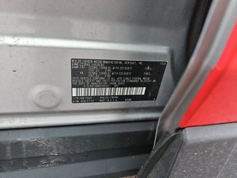 Used 2021 Toyota RAV4 LE image 14