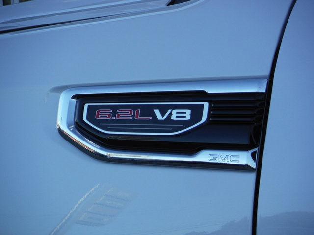 Used 2022 GMC Sierra 1500 Denali w/ Denali Reserve Package AWD/4WD image 10