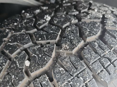 Certified 2024 GMC Sierra 1500 Elevation image 5