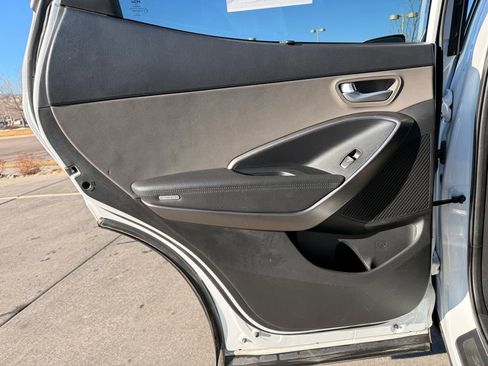 Used 2017 Hyundai Santa Fe Sport 2.0T image 22