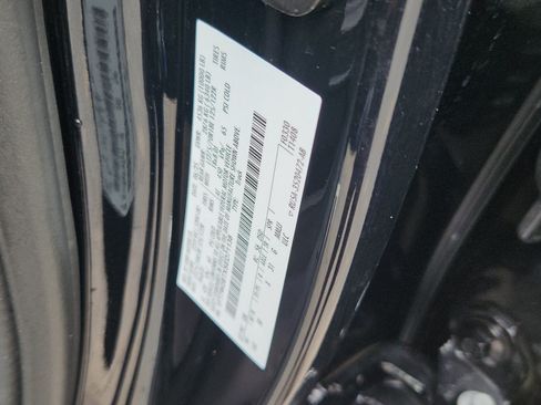 Certified 2025 Ford F250 Lariat AWD/4WD image 21