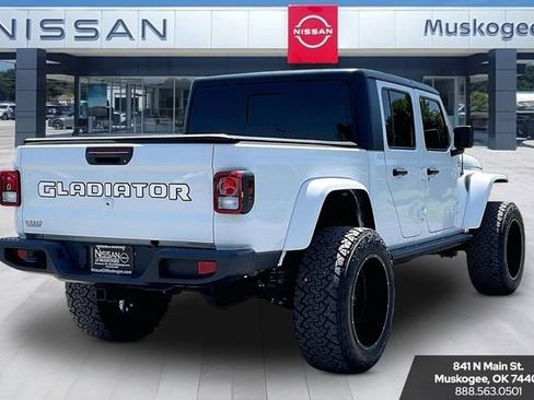 Used 2022 Jeep Gladiator Overland w/ Popular Equipment Package AWD/4WD image 5