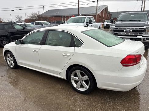 Used 2014 Volkswagen Passat 1.8T SE image 5