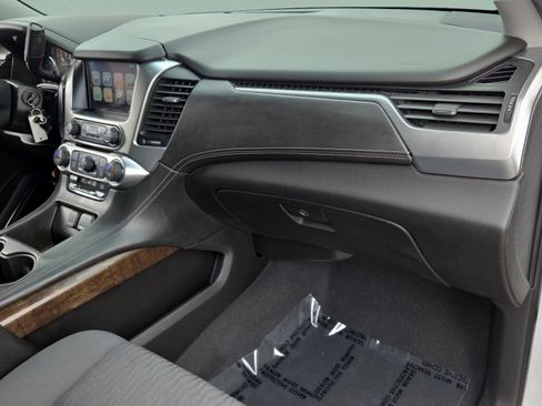 Used 2019 Chevrolet Tahoe LS RWD image 16