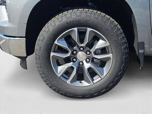 New 2026 Chevrolet Silverado 1500 LT w/ Z71 Off-Road Package image 10