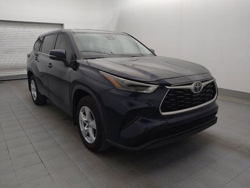 Used 2022 Toyota Highlander L image 13