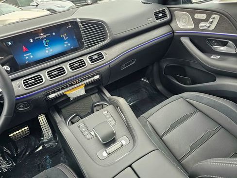 New 2026 Mercedes-Benz GLE 53 AMG 4MATIC Coupe image 32