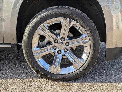 Used 2019 GMC Yukon Denali w/ Denali Ultimate Package image 10