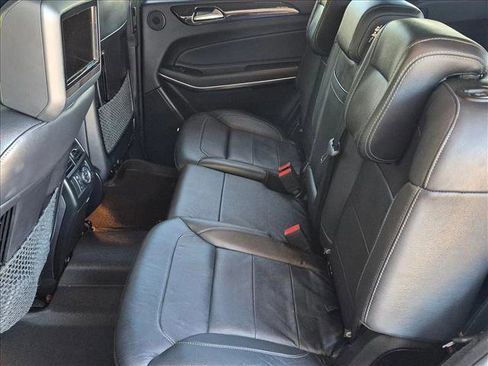 Used 2019 Mercedes-Benz GLS 550 4MATIC image 18