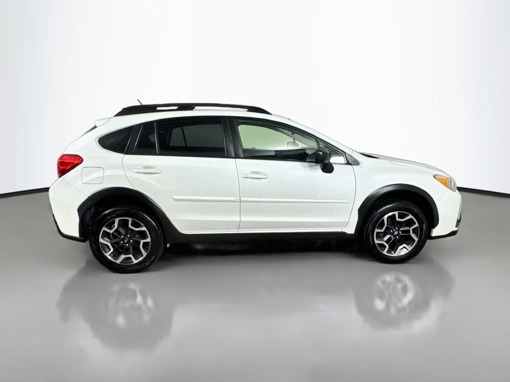 Used 2016 Subaru Crosstrek 2.0i AWD/4WD image 9