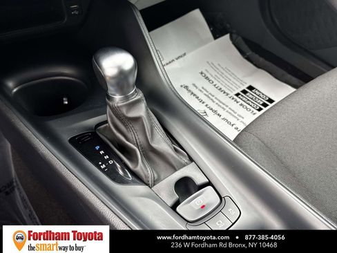 Used 2021 Toyota C-HR LE image 29