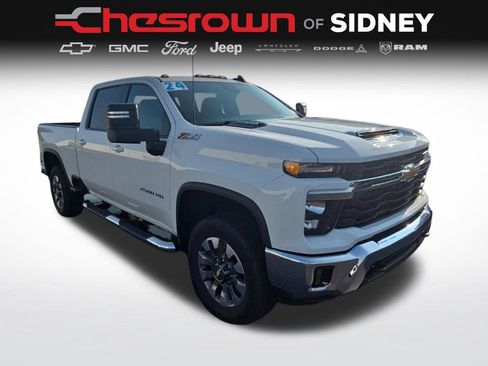 Used 2024 Chevrolet Silverado 2500 LT w/ All Star Edition AWD/4WD image 3