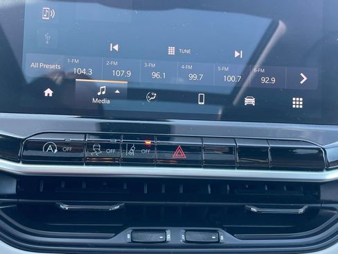 Certified 2022 Jeep Compass Limited w/ Sun and Sound Group image 44