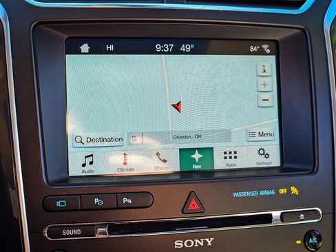 Used 2017 Ford Explorer Platinum image 28