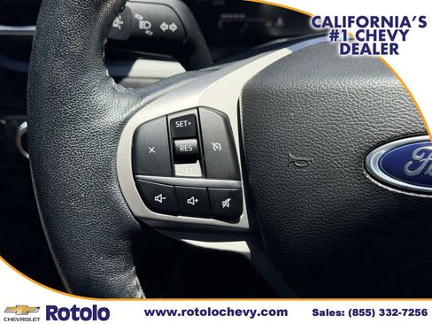 Used 2022 Ford Explorer XLT w/ Equipment Group 202A RWD image 26