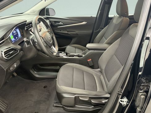 Used 2023 Chevrolet Bolt EUV LT image 11