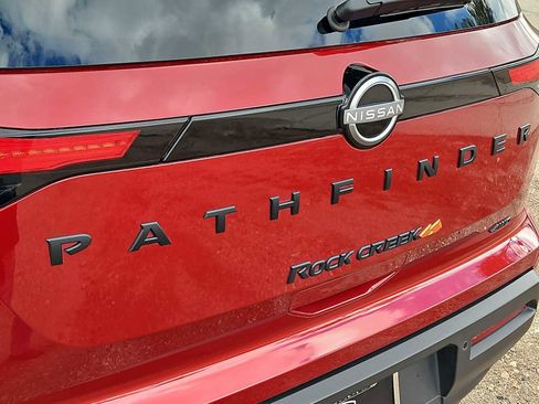 Used 2024 Nissan Pathfinder Rock Creek image 13