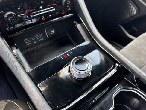 Used 2023 Jeep Grand Cherokee L Laredo RWD image 26