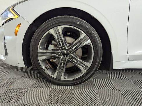 Used 2022 Kia K5 LXS image 9