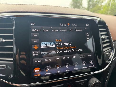 Certified 2020 Jeep Grand Cherokee Summit AWD/4WD image 18