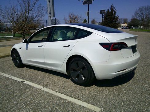 Used 2021 Tesla Model 3 Long Range AWD/4WD image 25