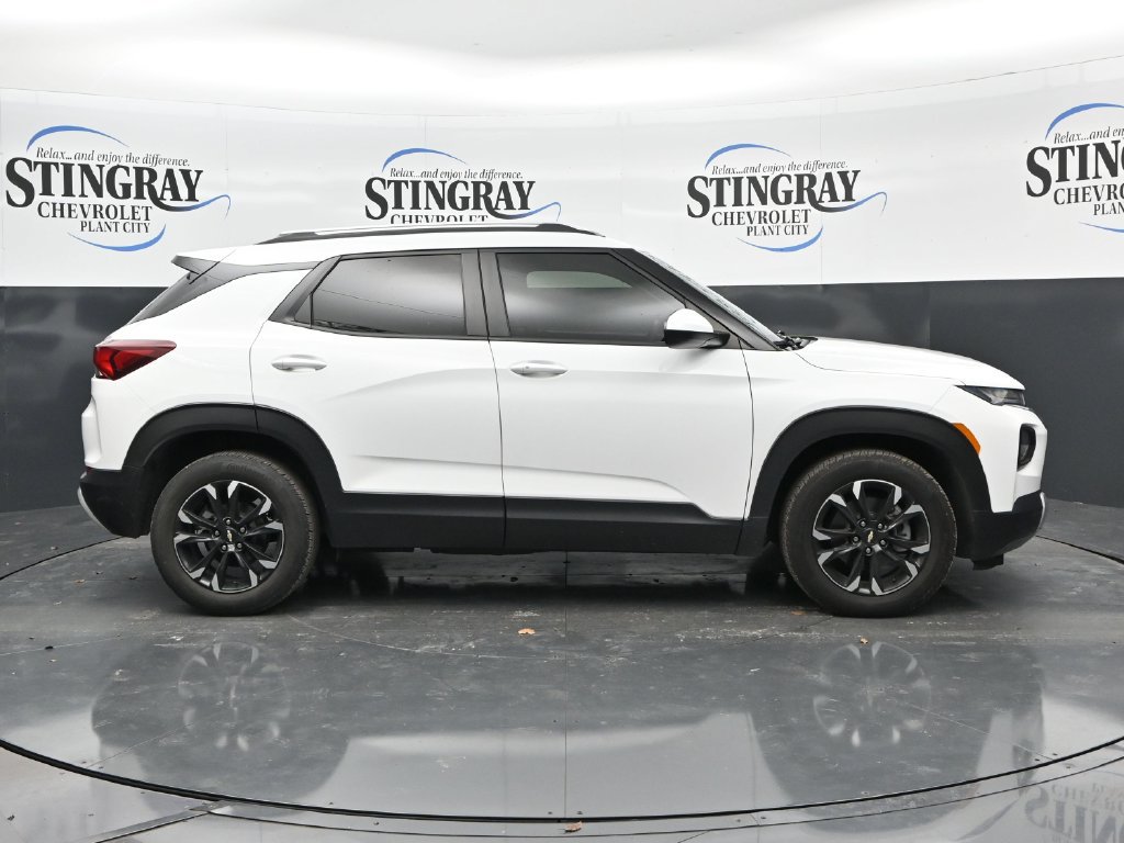 Used 2023 Chevrolet TrailBlazer LT w/ Convenience Package FWD image 8