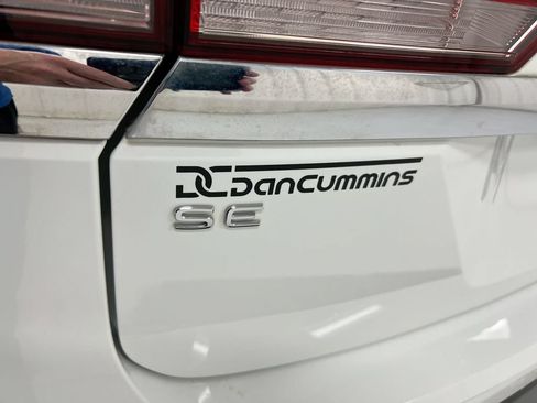 Used 2023 Volkswagen Atlas SE w/ Panoramic Sunroof Package FWD image 26