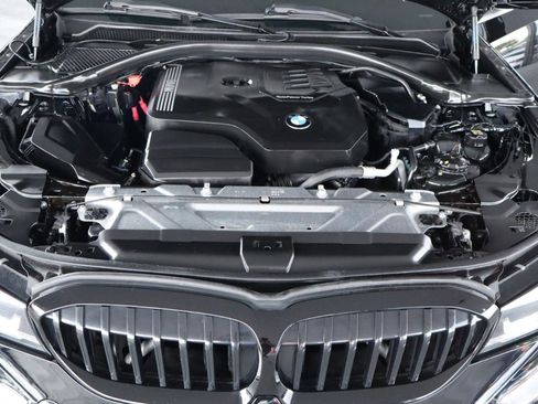 Used 2020 BMW 330i Sedan w/ Premium Package image 40