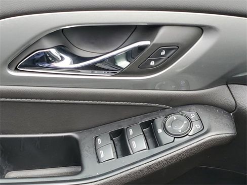 Certified 2023 Chevrolet Traverse LT image 16