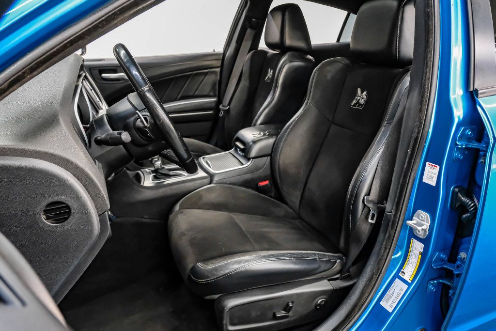 Used 2015 Dodge Charger R/T Scat Pack RWD image 41