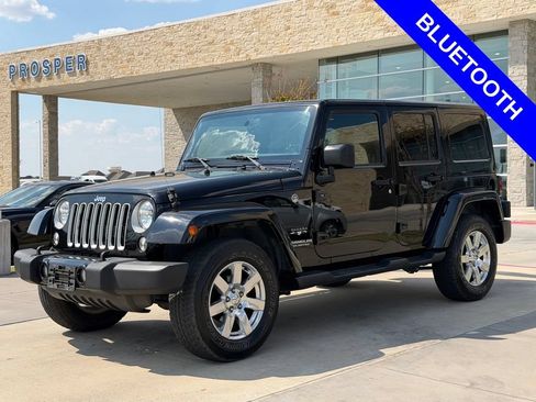 Used 2016 Jeep Wrangler Unlimited Sahara w/ Connectivity Group AWD/4WD image 8