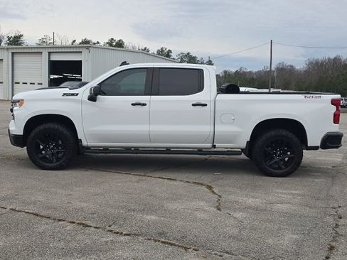Used 2023 Chevrolet Silverado 1500 LT Trail Boss w/ LT Trail Boss Premium Package image 3