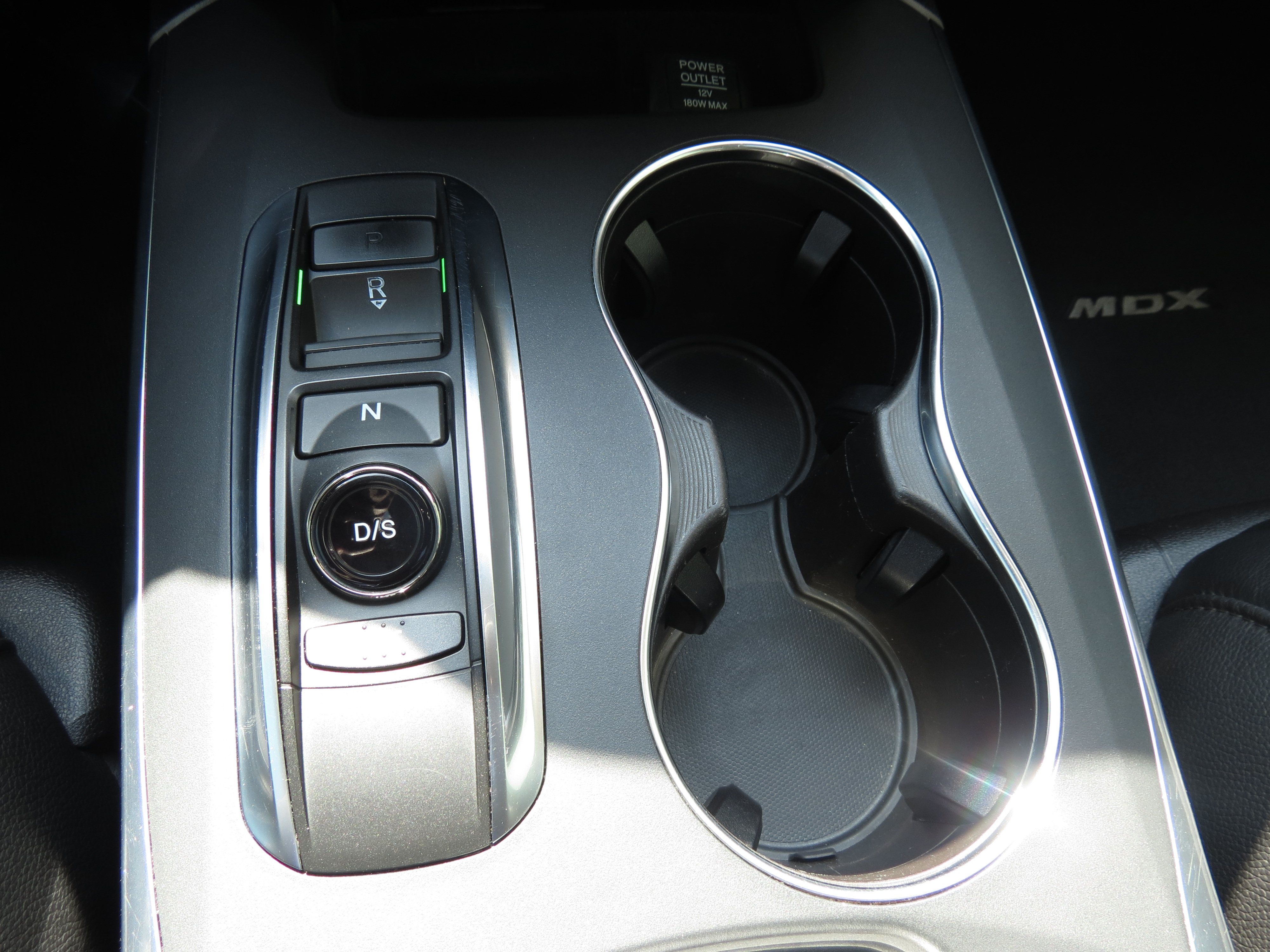 Used 2016 Acura MDX w/ Technology Package FWD image 23